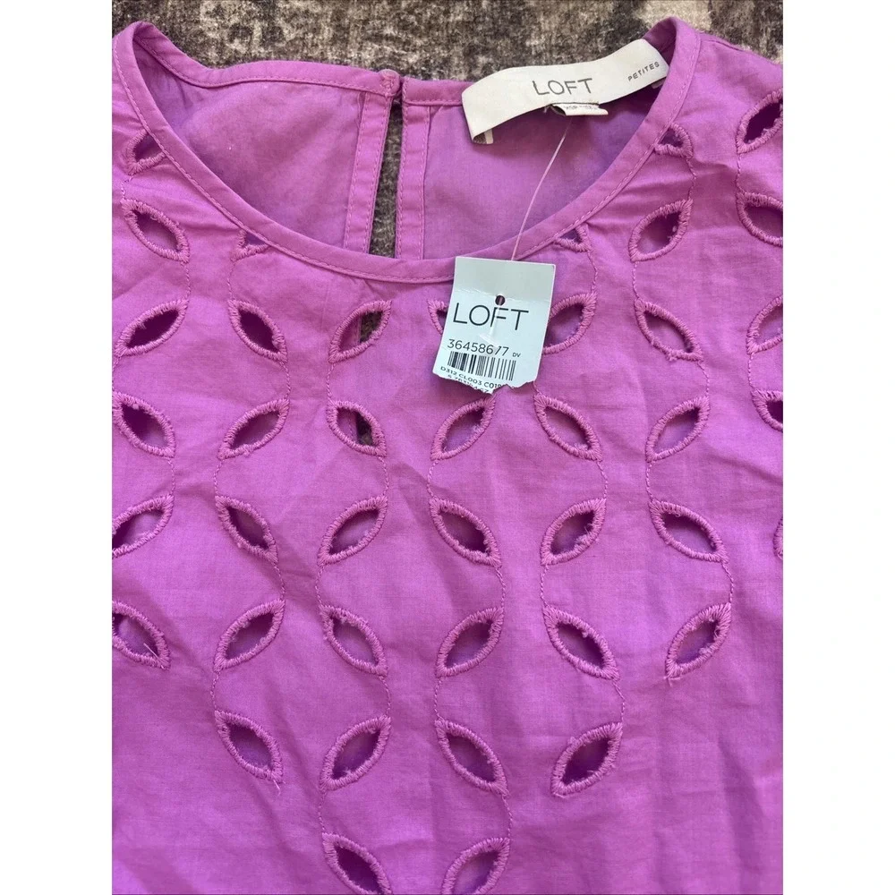 Ann Taylor LOFT Embroidered Eyelet Poplin Puff Sleeve Blouse Lilac XSP Xs p